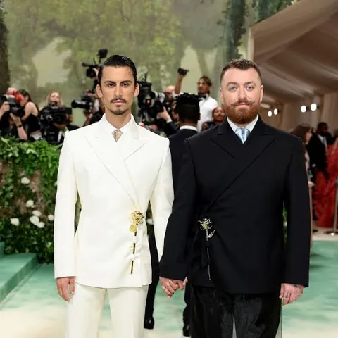 Met Gala 2024, red carpet.
